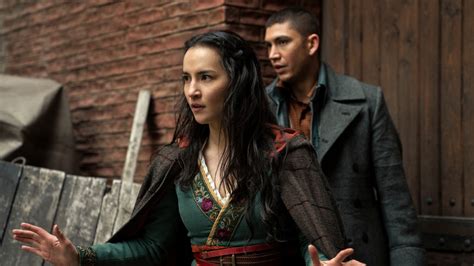 Jessie Mei Li Talks Shadow and Bone Season 2 and Why She’s。